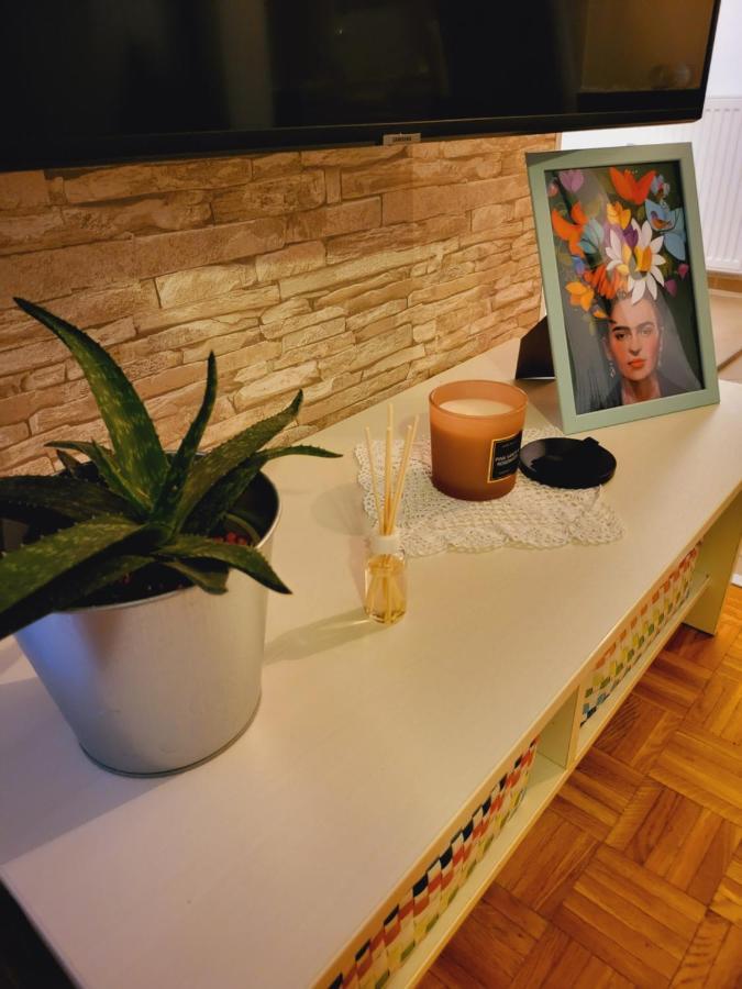 ווליקה גוריצה Dolly Apartment Airport מראה חיצוני תמונה